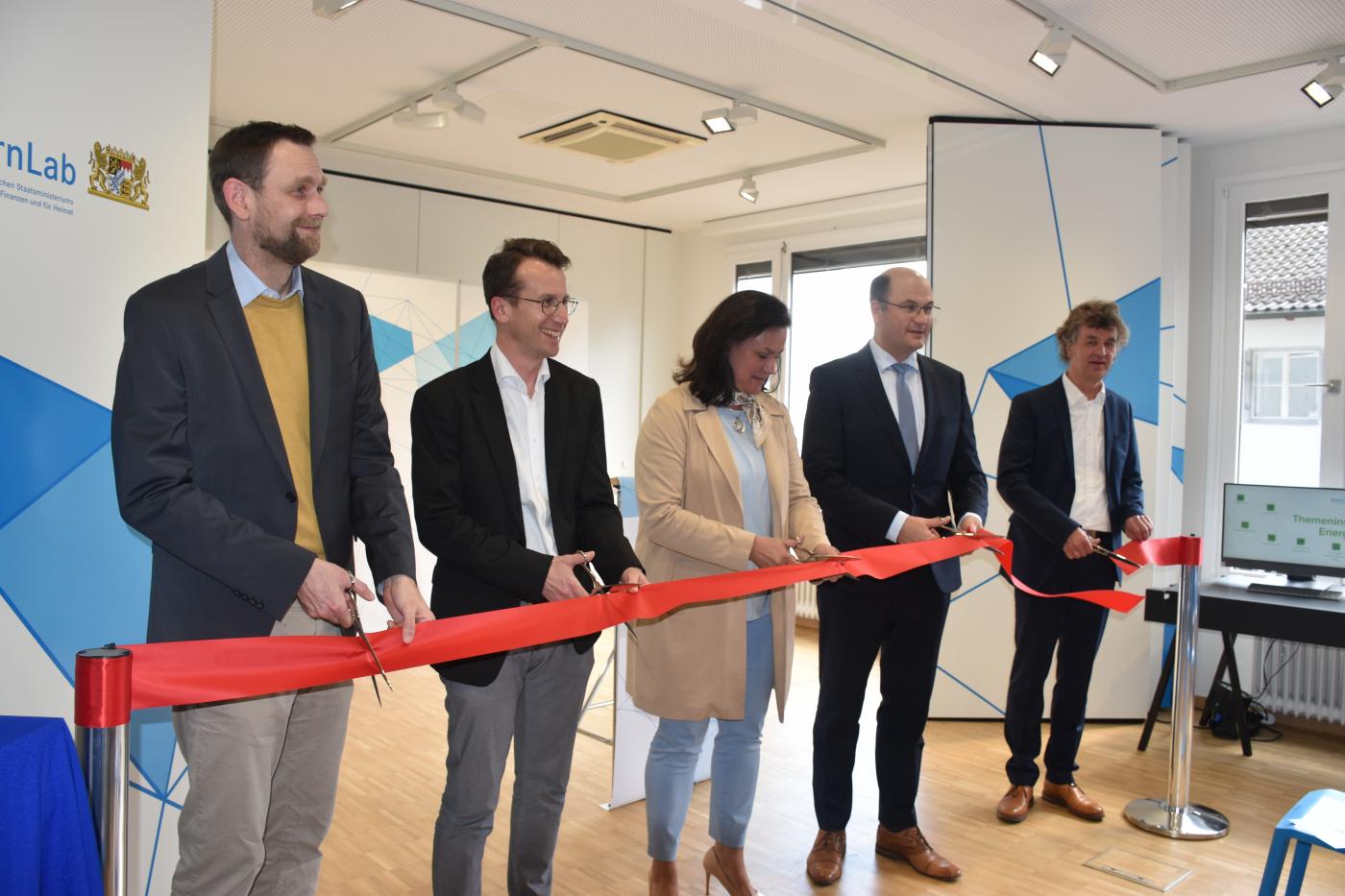 Eröffnung BayernLab Starnberg mit Finanz- und Heimatminister Albert Füracker